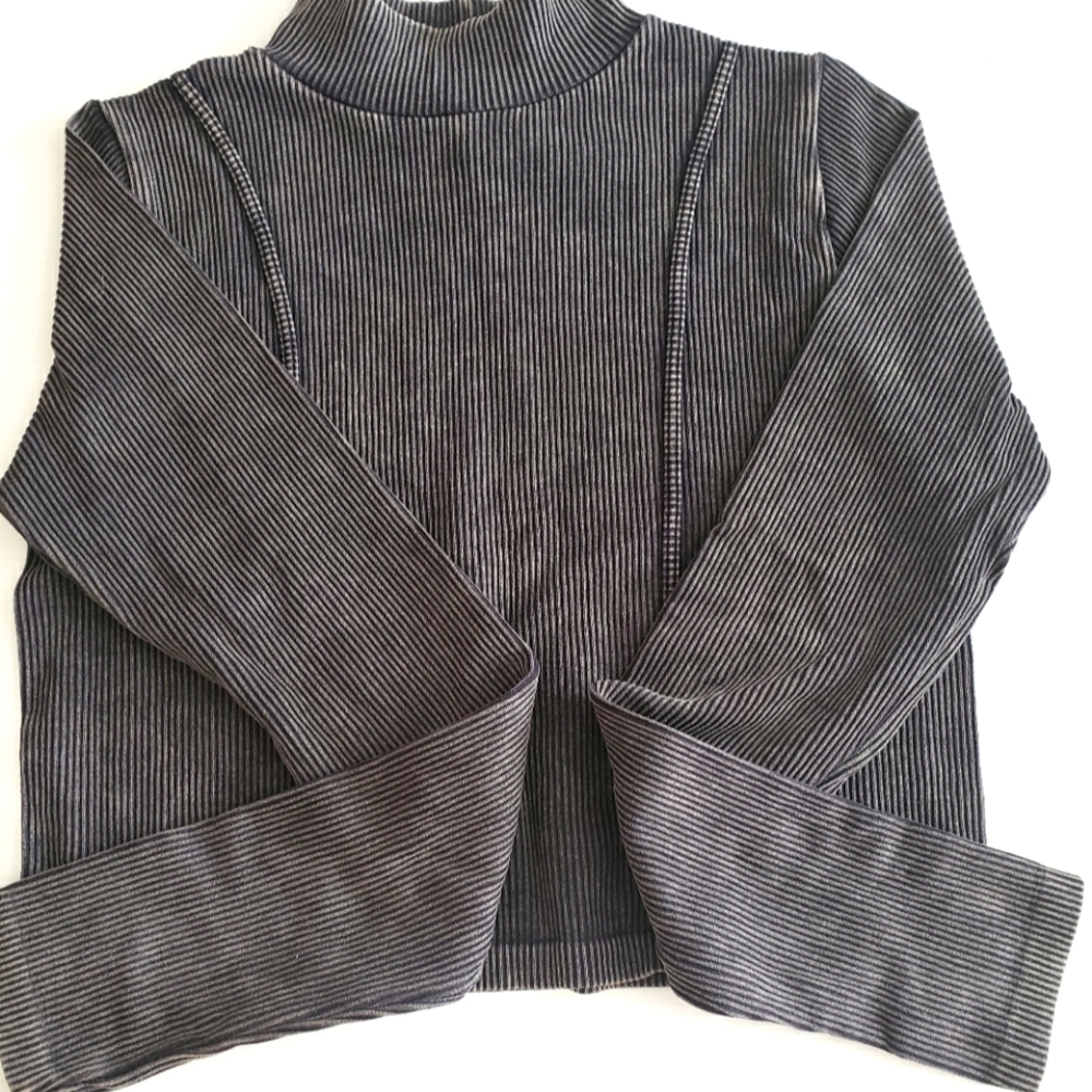 Sincerely Jules Black Ribbed Turtleneck